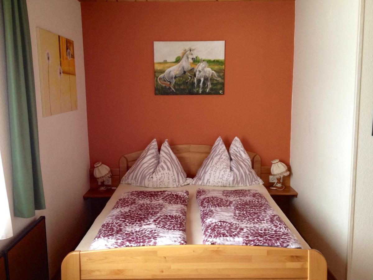 Ferienwohnungen Pernull Waidegg Zimmer foto
